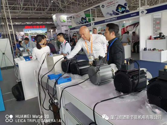 負壓風機,玻璃鋼負壓風機,車間降溫設備,車間通風設備,廠房降溫設備,廠房通風設備,廠房降溫,廠房通風,工業(yè)排氣扇,工業(yè)排風扇,防爆負壓風機,環(huán)保空調(diào),水冷空調(diào),水簾,濕簾 負壓風機,玻璃鋼負壓風機,車間降溫設備,車間通風設備,廠房降溫設備,廠房通風設備,廠房降溫,廠房通風,工業(yè)排氣扇,工業(yè)排風扇,防爆負壓風機,環(huán)保空調(diào),水冷空調(diào),水簾,濕簾